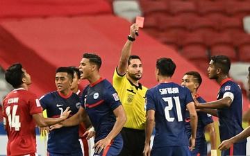 Trọng tài tiếp tục trở thành tâm điểm tranh cãi trong trận bán kết AFF Cup giữa Indonesia và Singapore 