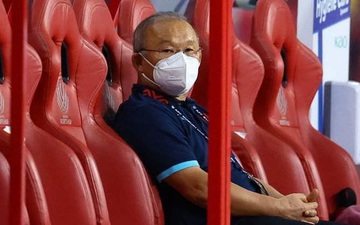 HLV Park Hang-seo lý giải việc thay Tuấn Anh sau 11 phút vào sân đá Thái Lan