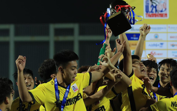 U21 Nutifood tung đòn "chí mạng" phút cuối, hạ gục U21 Hà Nội để giành ngôi vô địch U21 Quốc gia  2021