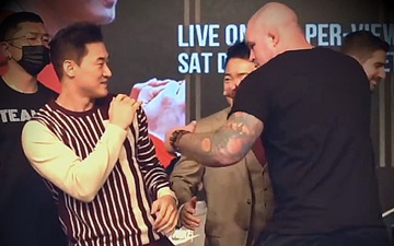 Trực tiếp boxing: DK Yoo nhận thất bại trước Bradley Scott