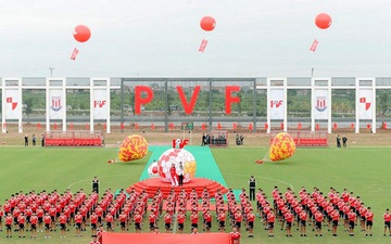 Trung tâm Đào tạo Bóng đá trẻ PVF chính thức "sang tên đổi chủ"