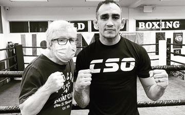 Thi đấu không tốt tại UFC, Tony Ferguson tìm hỗ trợ từ thầy của Manny Pacquiao