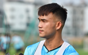 Cầu thủ Hà Nội FC nói gì khi được cựu danh thủ Dương Hồng Sơn huấn luyện?