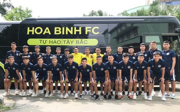 HLV Lê Quốc Vượng: "Hòa Bình FC phải là đội bóng có bản sắc"