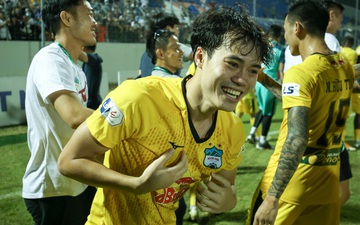 Bất ngờ đội bóng có hàng công mạnh nhất V.League: Chẳng phải Công Phượng, Văn Toàn