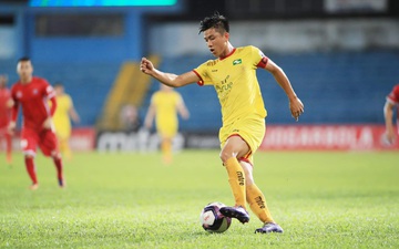 Phan Văn Đức trải lòng khi SLNA rơi xuống cuối bảng xếp hạng V.League