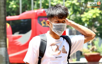 Sao trẻ HAGL hội quân cùng U22 Việt Nam: Dụng Quang Nho, Bảo Toàn ngơ ngác vì nắng Hà Nội