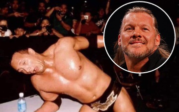 Huyền thoại Chris Jericho xác nhận là tác giả của bức ảnh cực khó đỡ chụp The Rock vào năm 2002