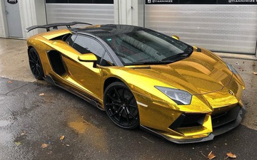 Mất bao nhiêu công mạ vàng siêu xe Lamborghini, sao Arsenal bất ngờ gọi thợ đến thay đổi hình dạng