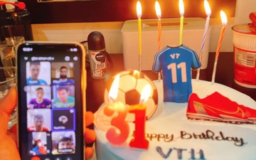 Thủ quân ĐT futsal Việt Nam đón sinh nhật vô cùng đặc biệt cùng đồng đội