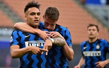 Inter Milan ăn mừng chức vô địch bằng màn vùi dập Sampdoria