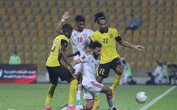 Bóc profile dàn cầu thủ nhập tịch của Malaysia, cầu thủ "tóc đuôi gà" gây chú ý