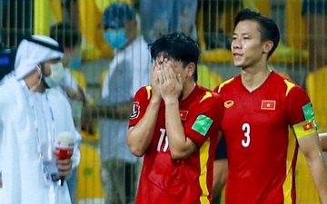 Tuyển Việt Nam buồn bã rời sân Zabeel sau trận thua UAE