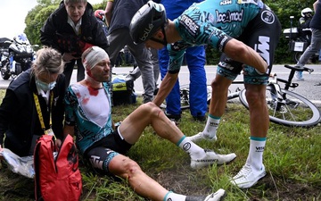 Fan nữ gây tai nạn "tồi tệ nhất lịch sử Tour de France" bị bắt sau 4 ngày lẩn trốn