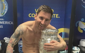 Ảnh Messi cầm cúp Nam Mỹ đạt 19 triệu tim, trở thành bức ảnh thể thao được yêu thích nhất Instagram