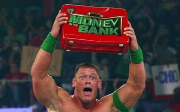  John Cena và pha dùng vali MITB "chuối" nhất lịch sử WWE