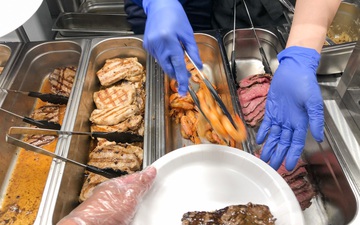 Cận cảnh nhà ăn Olympic 2020 siêu lớn: Phục vụ 3000 người cùng lúc, 700 món ăn mỗi bữa