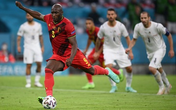 Video: Lukaku sút phạt đền thành công rút ngắn tỷ số 1-2 cho Bỉ