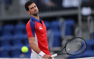 Sốc: Djokovic gục ngã ở bán kết, tan vỡ giấc mơ Vàng Olympic