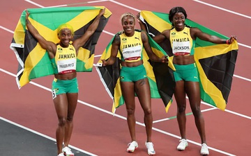 Điền kinh Jamaica quét sạch cả 3 huy chương vàng, bạc, đồng trong phần thi 100 mét nữ tại Olympic Tokyo 2020