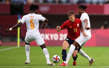 Hậu vệ MU "phá game" giúp Tây Ban Nha giành vé vào bán kết Olympic sau drama 2 bàn trong 3 phút bù giờ