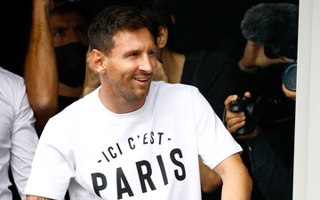 Hàng chục cảnh sát hộ tống Messi đi kiểm tra y tế tại PSG