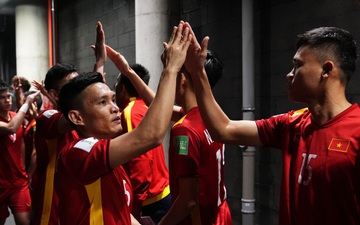 Chùm ảnh: ĐT Việt Nam cầm hoà CH Czech đầy kịch tính, giành vé đi tiếp tại Futsal World Cup 2021