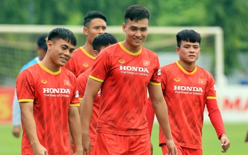 Chuyên gia Phan Anh Tú: "Tập trung cho vòng loại World Cup, Việt Nam nên trẻ hoá lực lượng tại AFF Cup 2020"