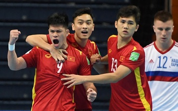 "Xé lưới" tuyển Nga, cầu thủ Việt Nam đi vào lịch sử Futsal World Cup