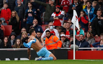 Chịu muôn vàn bất lợi, Arsenal thua cay đắng trước Man City