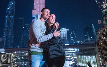 Sinh nhật Georgina, Ronaldo ra tay cực gắt, cho bạn gái một đêm sáng nhất Dubai