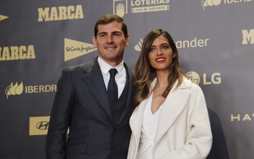 Casillas thông báo bị hack tài khoản MXH sau khi gây "bão mạng" vì chuyện giới tính