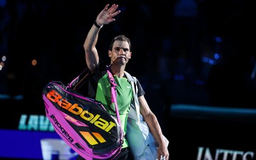 Nadal thua 'lính mới' ở trận ra quân ATP Finals