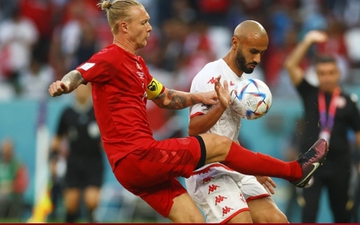 Cầu thủ bỏ lỡ cơ hội khó tin, Đan Mạch hoà Tunisia
