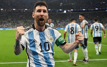 "Siêu nhân" Messi giải cứu Argentina trước Mexico