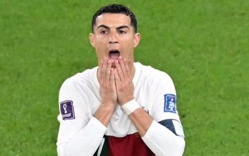 Bồ Đào Nha bị loại, Ronaldo lên tiếng đáp trả chỉ trích