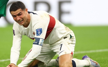 Ronaldo rơi nước mắt rời World Cup: Đoạn kết buồn cho sự nghiệp đỉnh cao