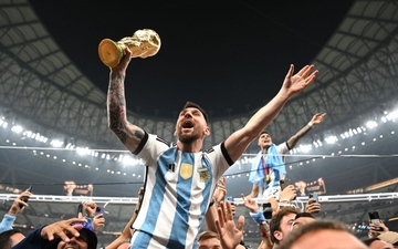 Pele: Messi vô địch xứng đáng, Maradona đang mỉm cười