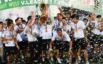Đội vô địch V.League 2023 nhận thưởng lên đến 5 tỷ đồng