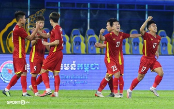 Đội trưởng U23 Thái Lan "tính nóng như kem", bị thay ra ngay sau pha tranh cãi cực gắt với cầu thủ U23 Việt Nam