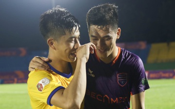 Phan Văn Đức trêu Tiến Linh mặt xấu, SLNA giành 3 điểm trước Bình Dương ngày khai màn V.League 2022