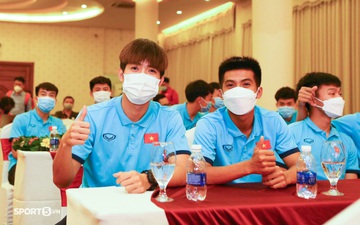 Cập nhật ĐT U23 Việt Nam mang cúp vô địch về nước: Đội được thưởng 3,7 tỷ đồng