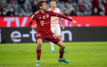 Bayern Munich xây chắc ngôi đầu Bundesliga sau màn rượt đuổi tỷ số kịch tích