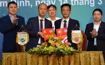 Nhà tài trợ mới có động thái kịp thời khi cầu thủ Nam Định bị nợ lương