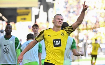 Dortmund ghi 5 bàn chỉ trong 14 phút, Haaland lập cú đúp 