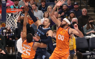 Phoenix Suns gục ngã "tâm phục khẩu phục" trước đội hình 2 của Memphis Grizzlies
