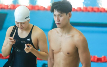 Cận cảnh buổi tập của dàn "nam thần" đội tuyển bơi Việt Nam chuẩn bị cho SEA Games 31