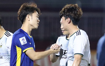 Xuân Trường chặn đường đồng đội cũ tại Incheon United để đổi áo đấu