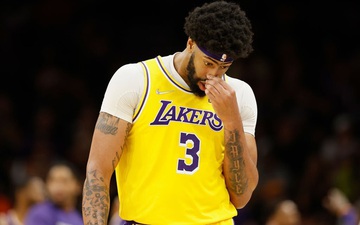Los Angeles Lakers chính thức nói lời chia tay với Playoffs sau thất bại trước Phoenix Suns