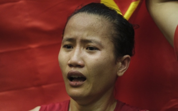 Nguyễn Thị Hằng Nga bật khóc sau tấm HCV SEA Games thứ 2 trong sự nghiệp